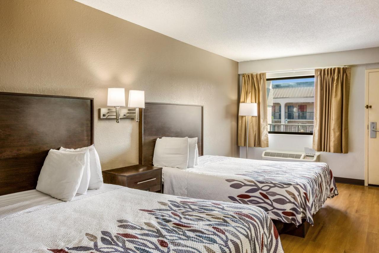 Red Roof Inn Fayetteville I-95 מראה חיצוני תמונה