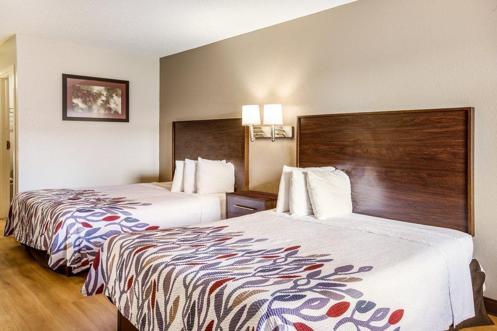 Red Roof Inn Fayetteville I-95 מראה חיצוני תמונה